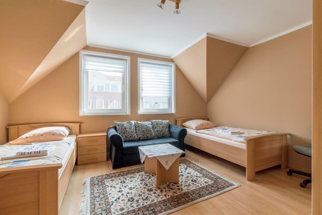 Private Rooms Hannover - Room Agency Homestay Hannover